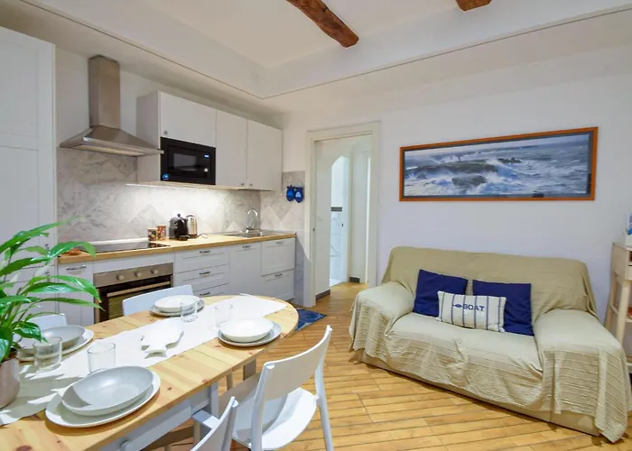 Lägenhet Cozy In With Wifi Camogli